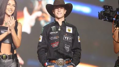 John Crimber, nascido nos Estados Unidos e filho de brasileiro, busca seu primeiro título mundial na PBR — Foto: PBR