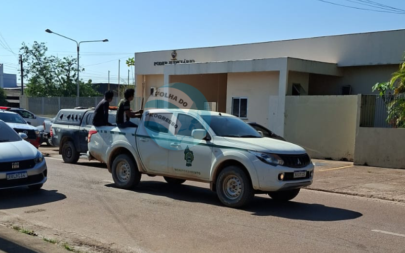Indígenas resgatam índio preso suspeito de estupro de vulnerável de dentro de viatura em Novo Progresso (PA)